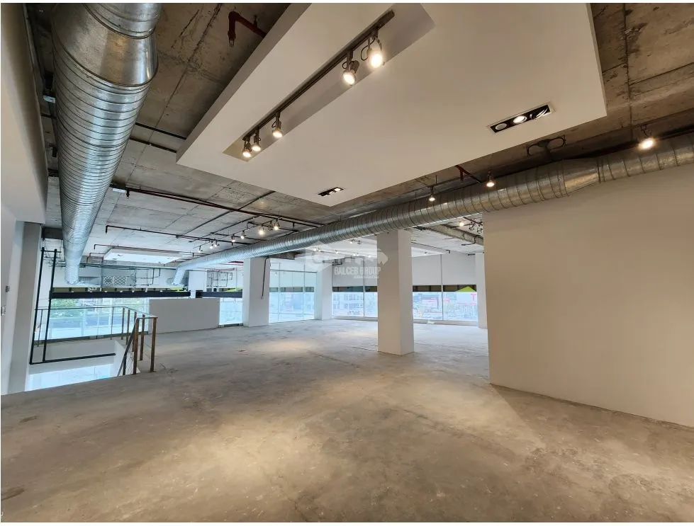 Espace commercial à El Dorado à louer