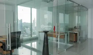 办公室 在 Calle 50 出租