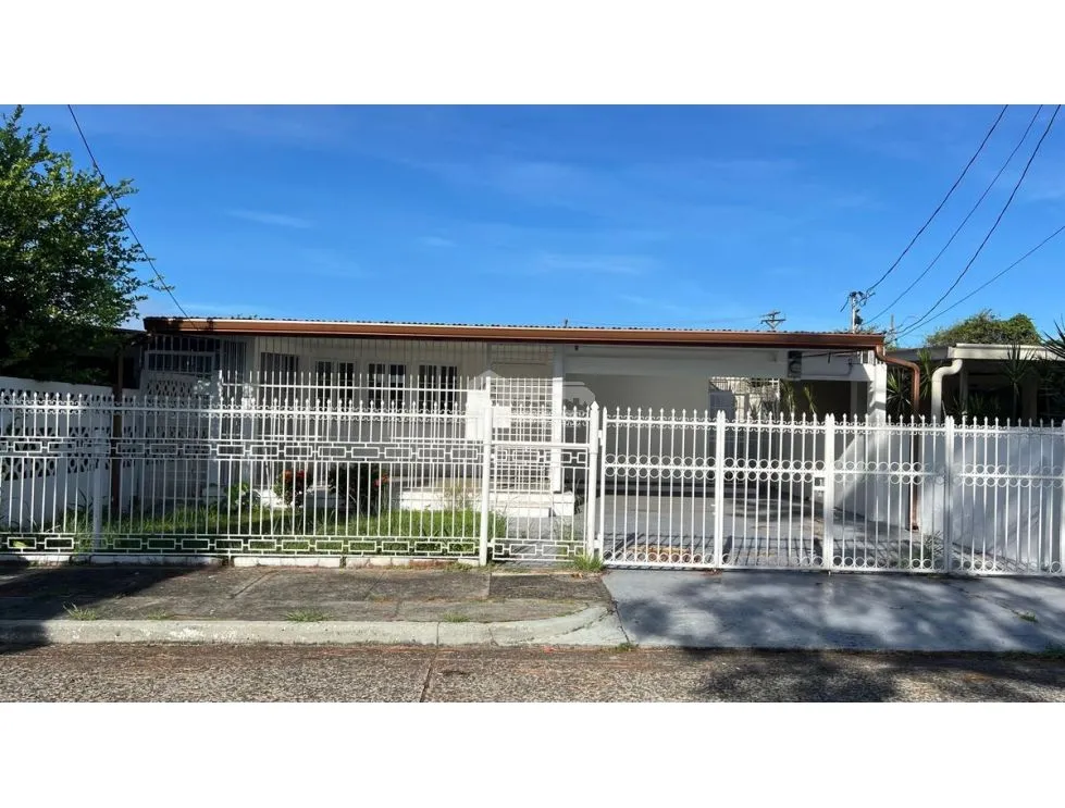 Maison unifamiliale à Betania à vendre
