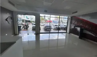 LOCAL COMERCIAL / EL DORADO / 550 M2 / 2 NIVELES / VIA PRINCIPAL JC