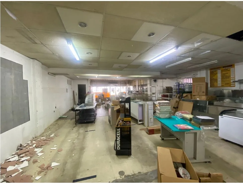 Espace commercial à El Crisol à louer