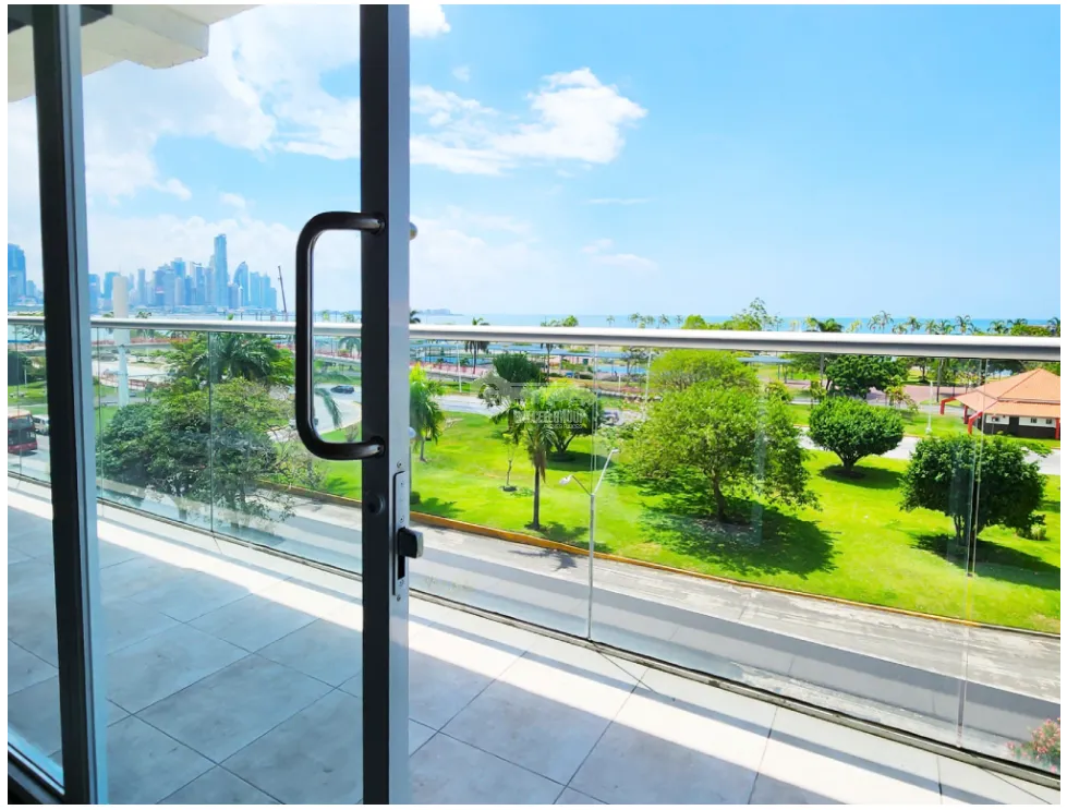 AVE BALBOA / COMMERCIAL SPACE / 117M / MAIN AVENUE / UPPER FLOOR / JC