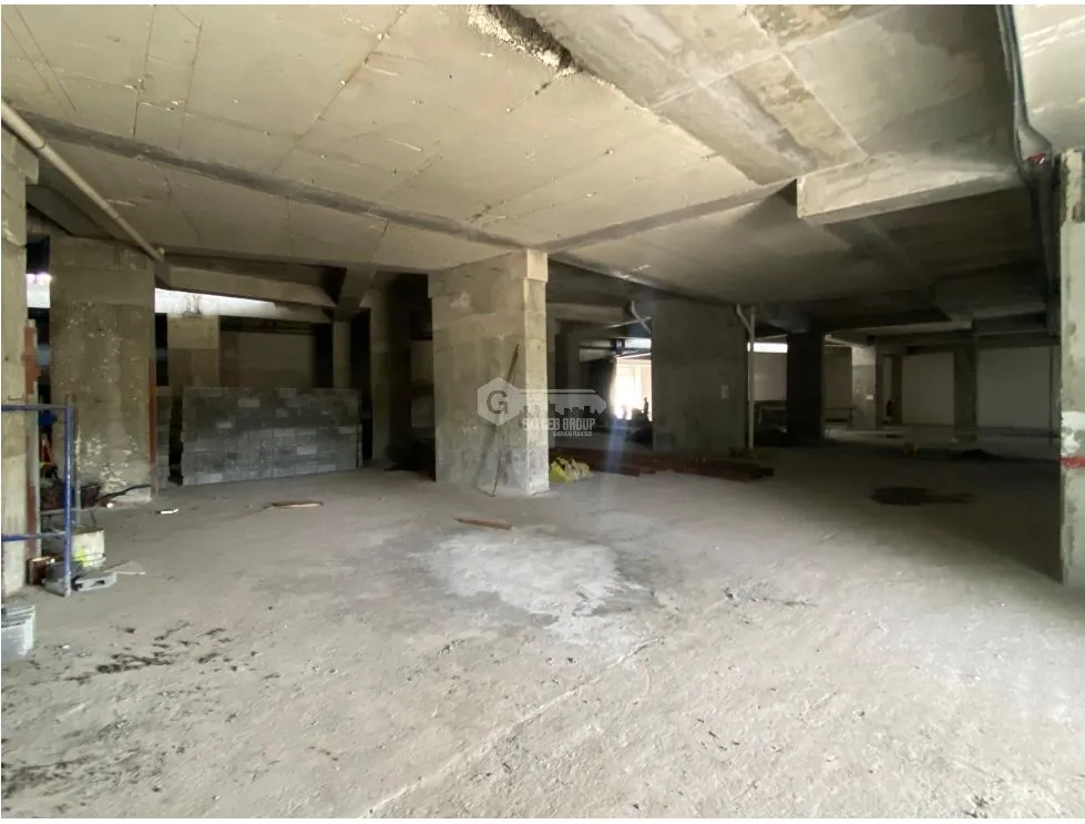 AVE BALBOA / COMMERCIAL SPACE / 117M / MAIN AVENUE / UPPER FLOOR / JC
