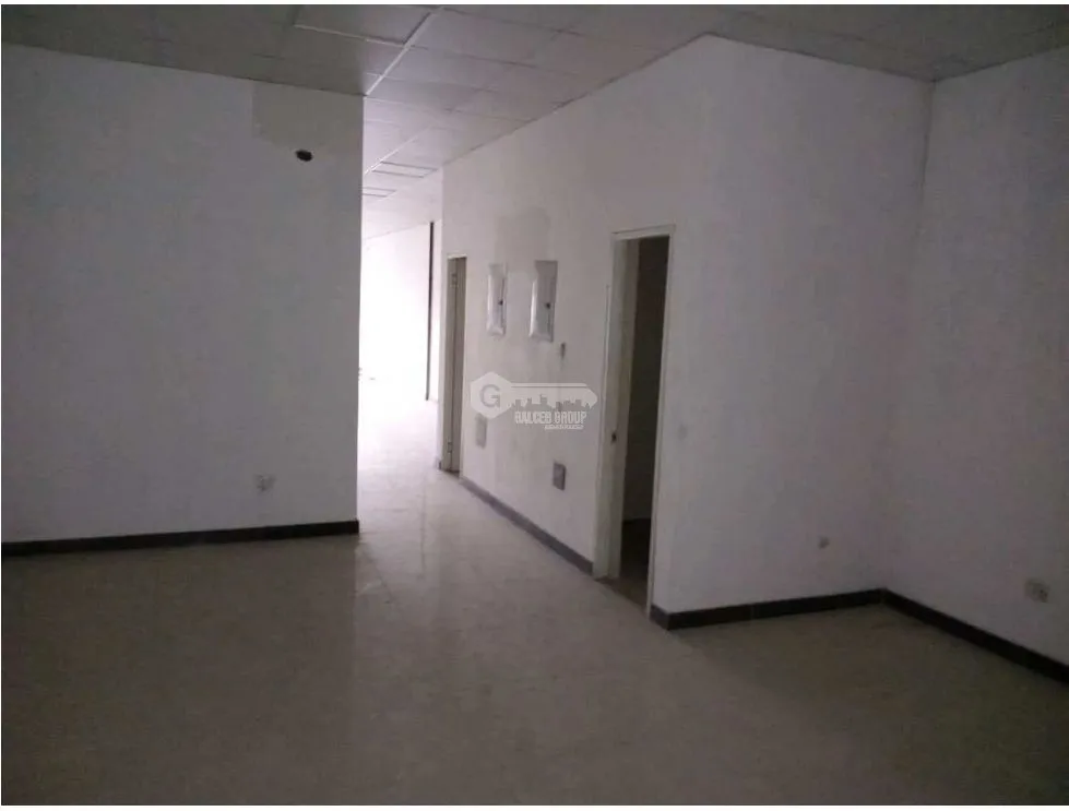 Espace commercial à Pueblo Nuevo à louer