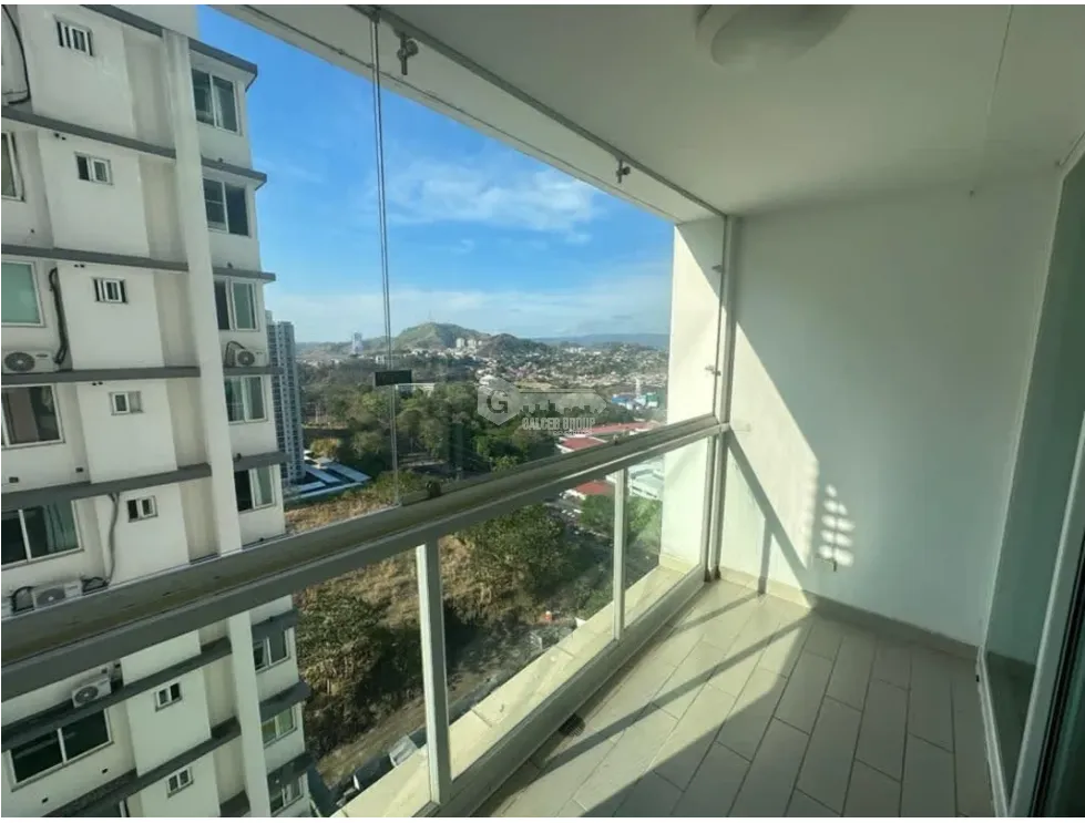 Apartment for sale in Condado del Rey