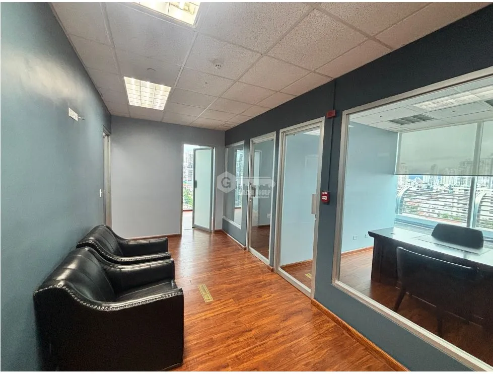 Office for rent in Calle 50