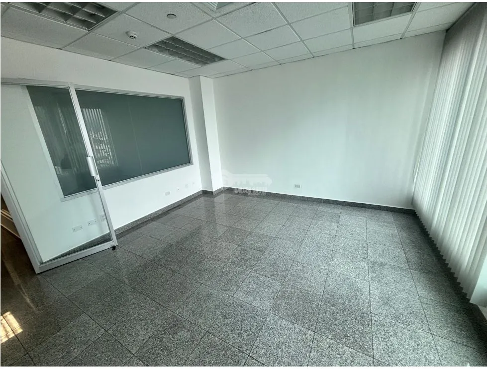 Office for rent in Calle 50