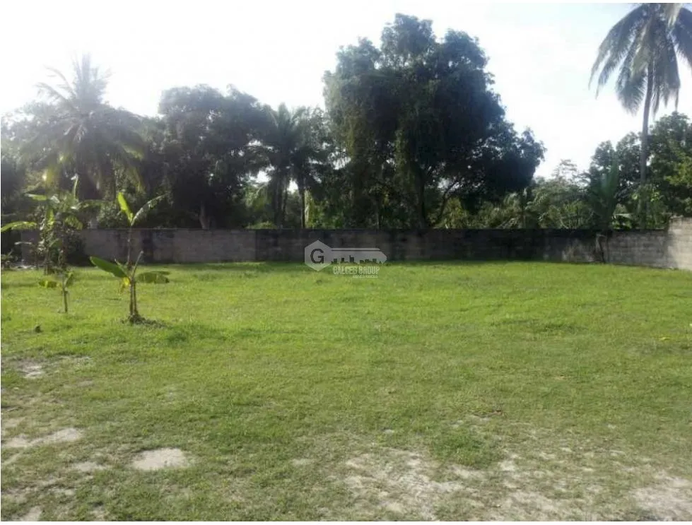TERRENO CON RESTAURANTE Y HOSPEDAJE / FARALLÓN RÍO HATO / 2,220M2