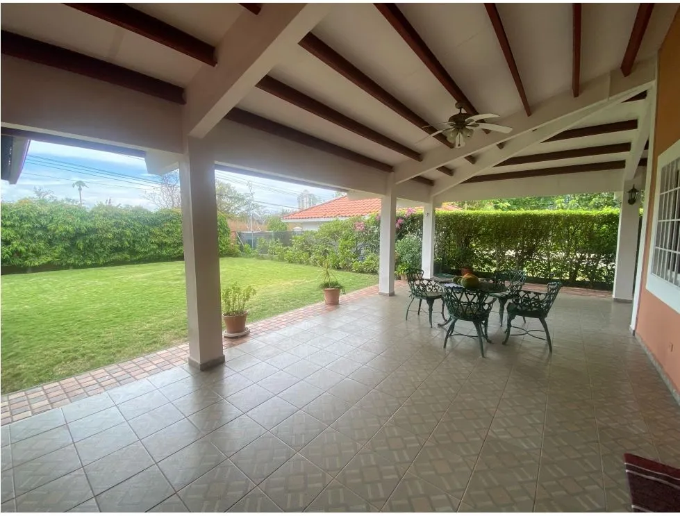 CORONADO / CASA DE PLAYA / 1500M2/ 4 RECAMARAS / DEN