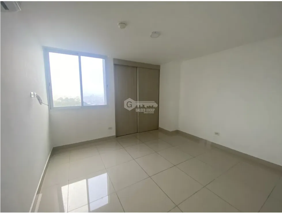 Apartment for sale in Villa de las Fuentes