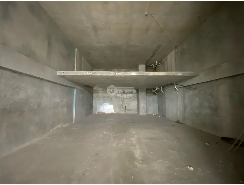 COMMERCIAL SPACE / VIA BRASIL / CITY MALL / GROUND FLOOR / 217M