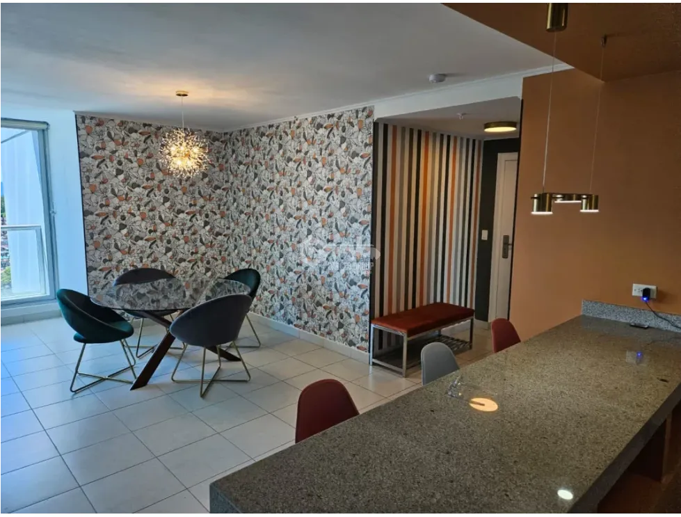 VIA ESPAÑA / PH MIRO / 125M2 / AMOBLADO / BALCON / LINEA BLANCA