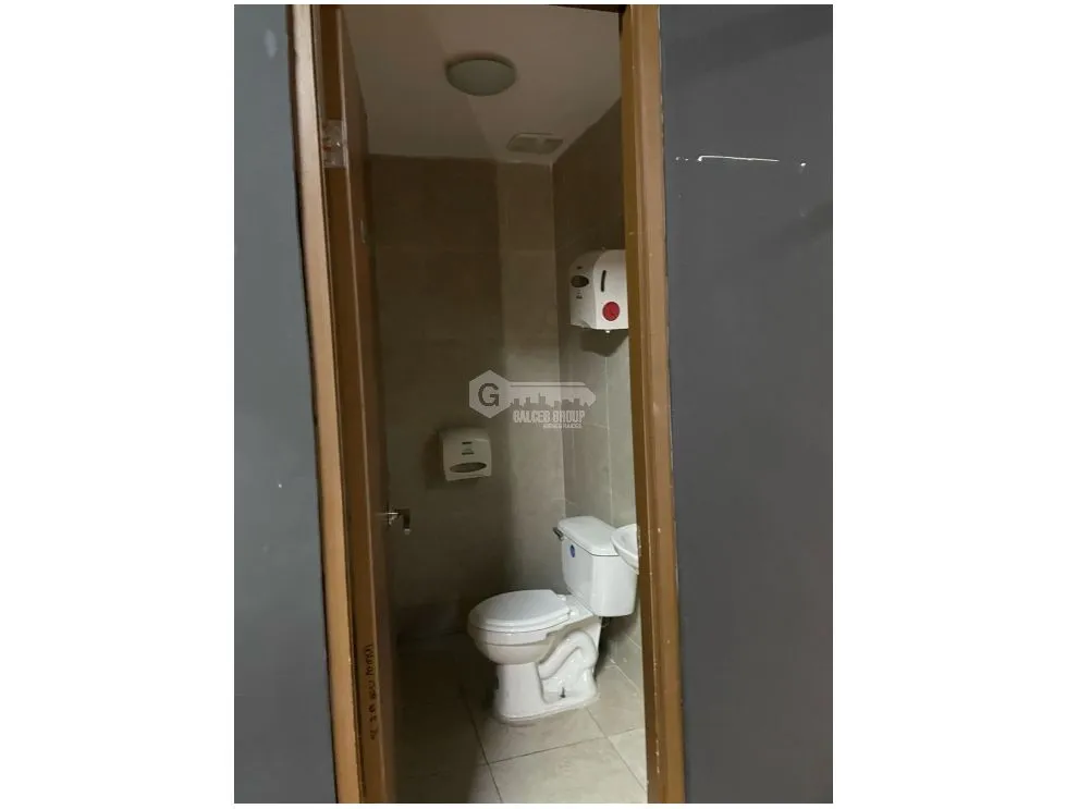 Espace commercial à Altos de Panama à louer