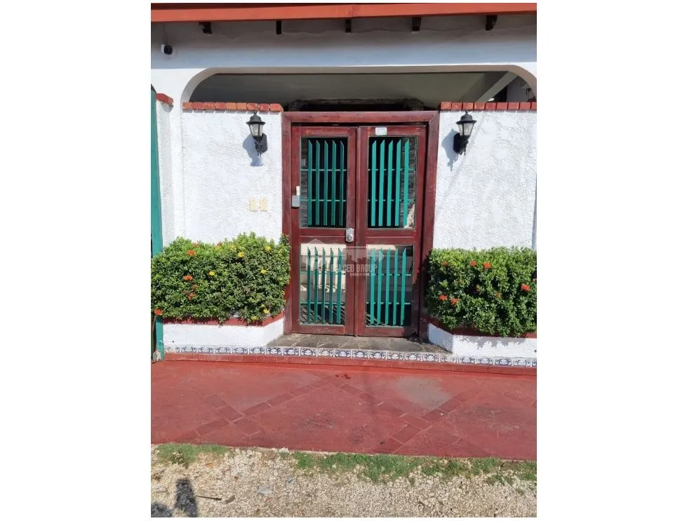HATO PINTADO / 3 HABITACIONES / 400m2 / 3 TERRAZAS / 3 NIVELES / Y