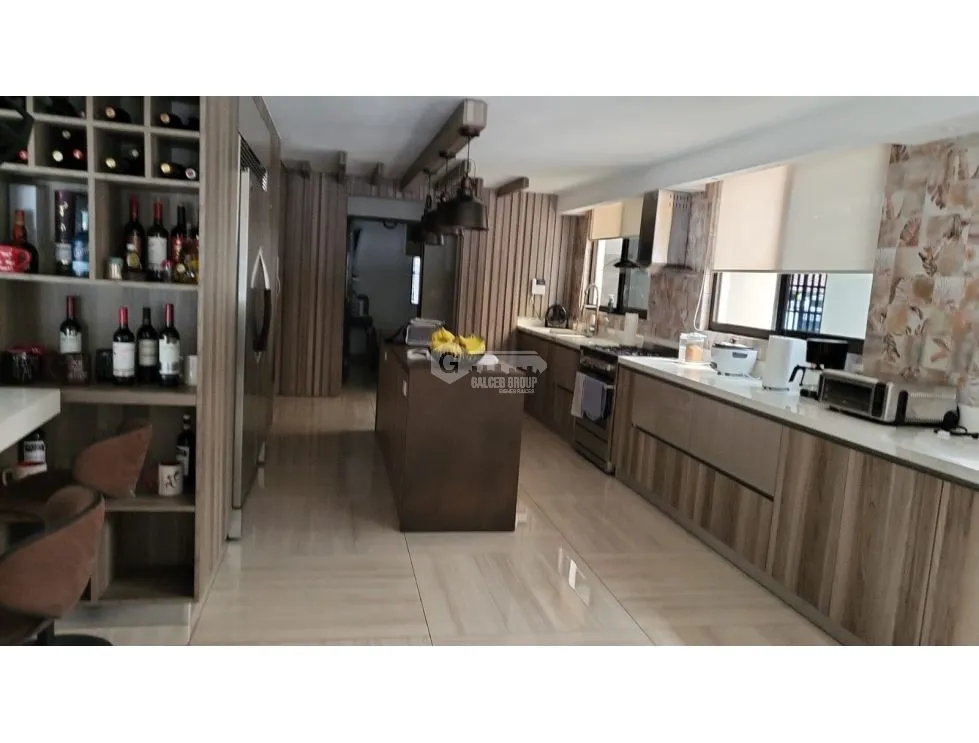 Single Family House for sale in La Alameda