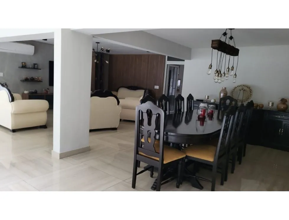Single Family House for sale in La Alameda