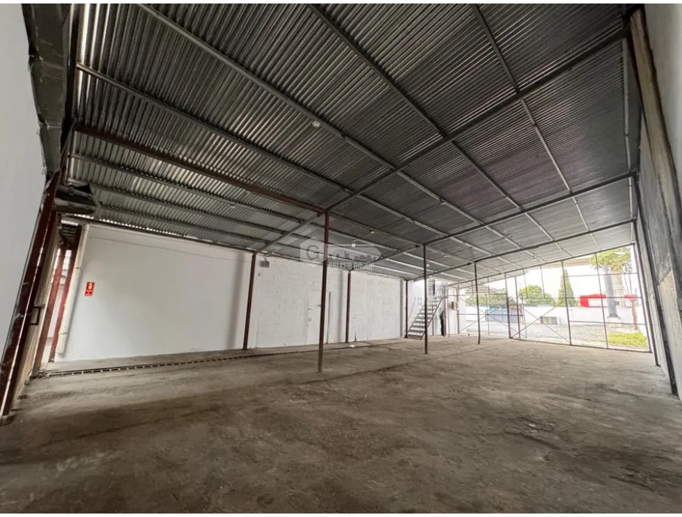 24 DE DICIEMBRE / COMMERCIAL WAREHOUSE / WITH OFFICE / 2014M