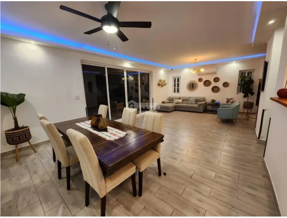 Single Family House for sale in Costa Sur