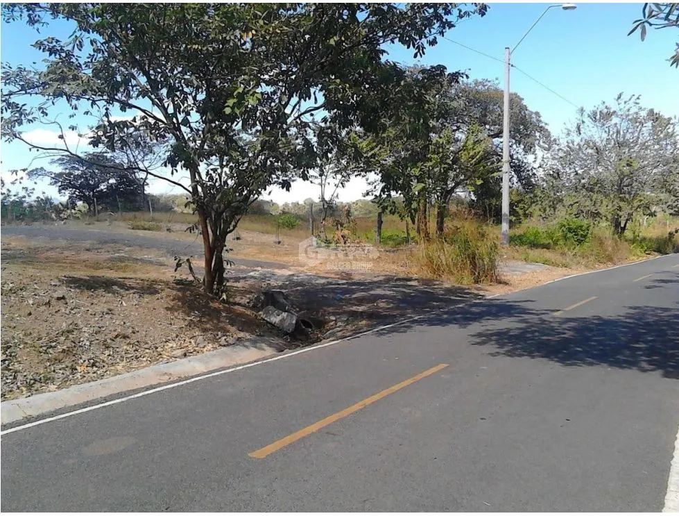 TERRENO / SAN CARLOS / EL NANCE / 7000M2 / ACCESO AL RIO