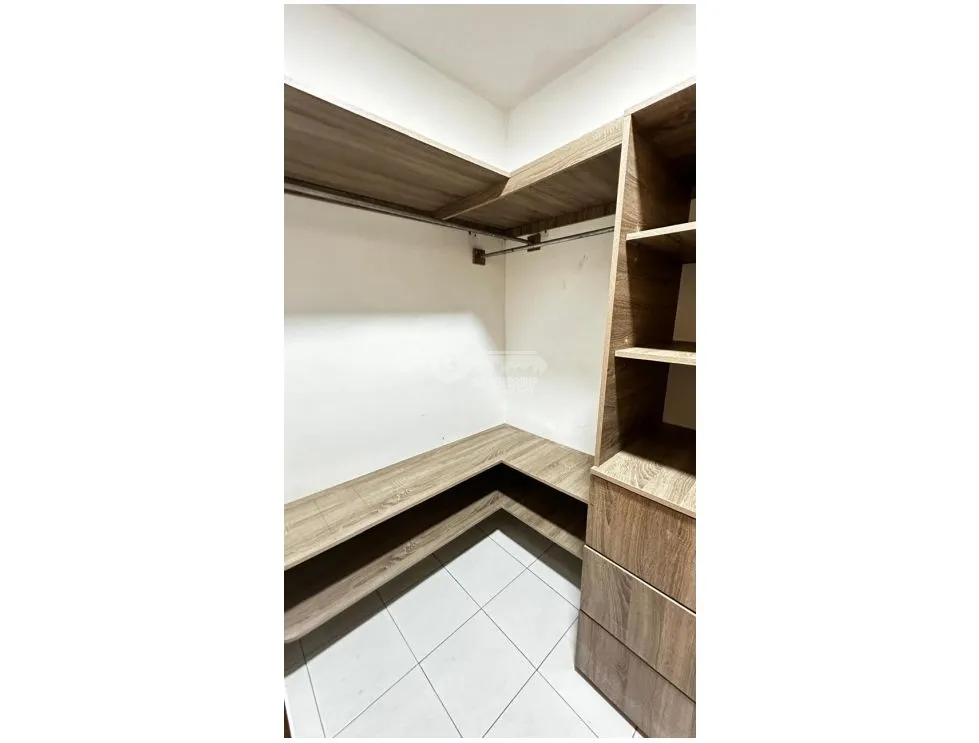 квартира в Bella Vista на продажу