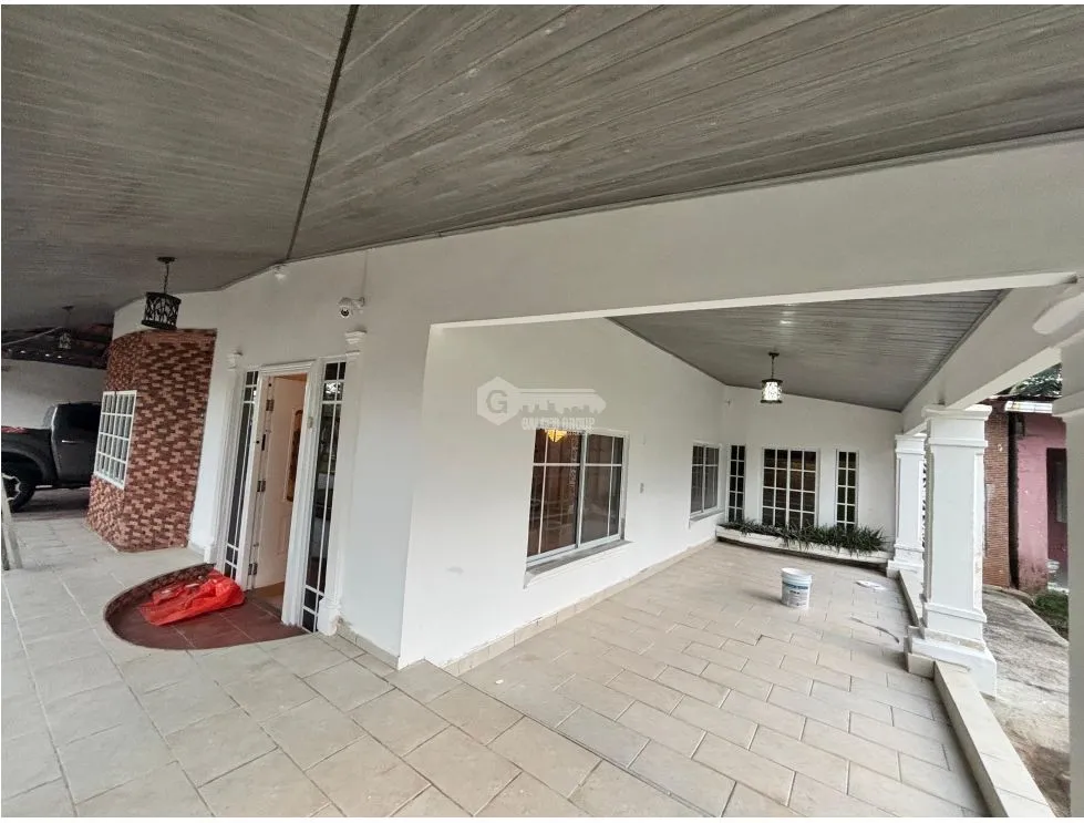 COLON / PUERTO PILON /  700M2 / 2 HABITACIONES / PISCINA