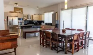 Single Family House for sale in San Carlos