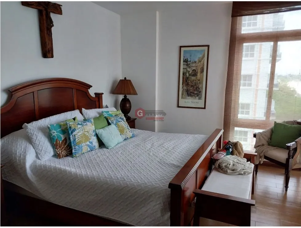 Single Family House for sale in Farallon