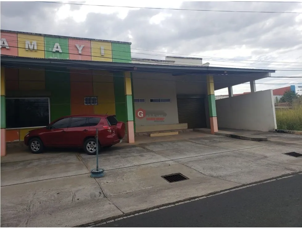Commercial Space for sale in Santiago