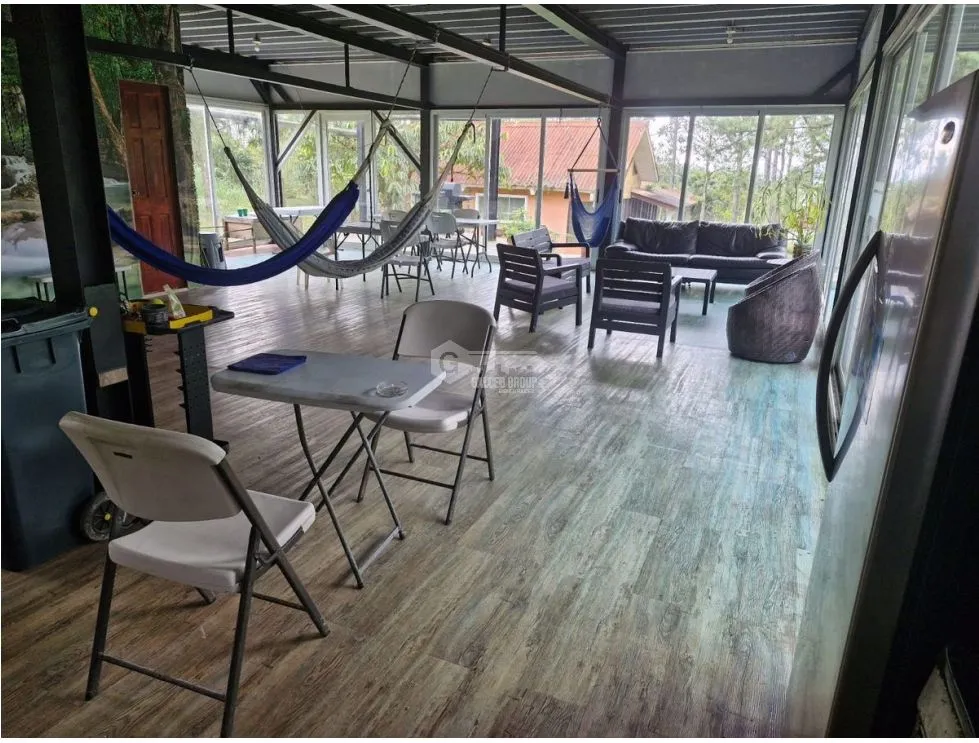 CERRO AZUL / 1000M² / 4 BEDROOMS / TERRACE / GARDEN / FULLY ENCLOSED