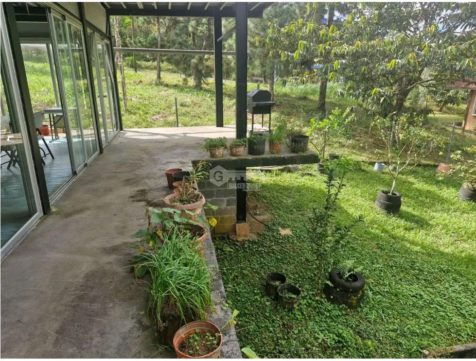 CERRO AZUL / 1000M² / 4 BEDROOMS / TERRACE / GARDEN / FULLY ENCLOSED