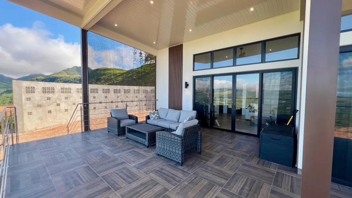 FULL SOLAR MOUNTAIN VILLA