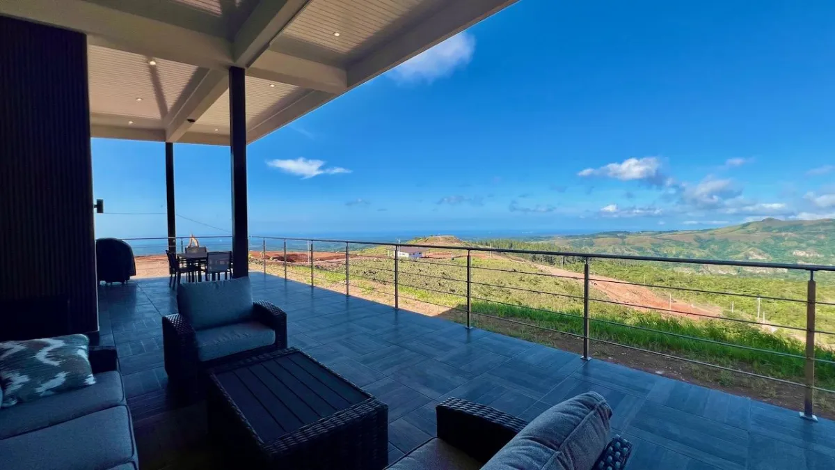 FULL SOLAR MOUNTAIN VILLA
