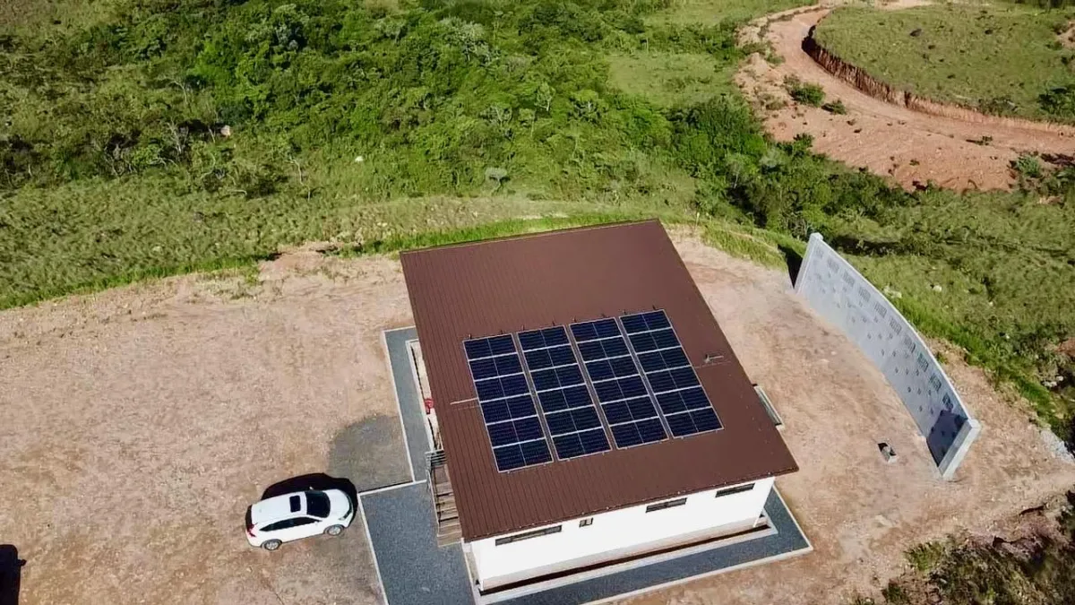 FULL SOLAR MOUNTAIN VILLA