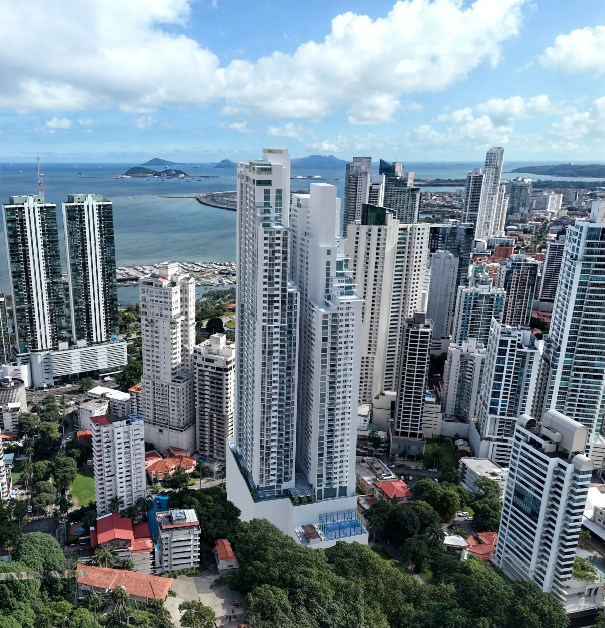 Available Models at Costanera Aqua T100 in the North Wing, from 234 m² to 306 m² D
