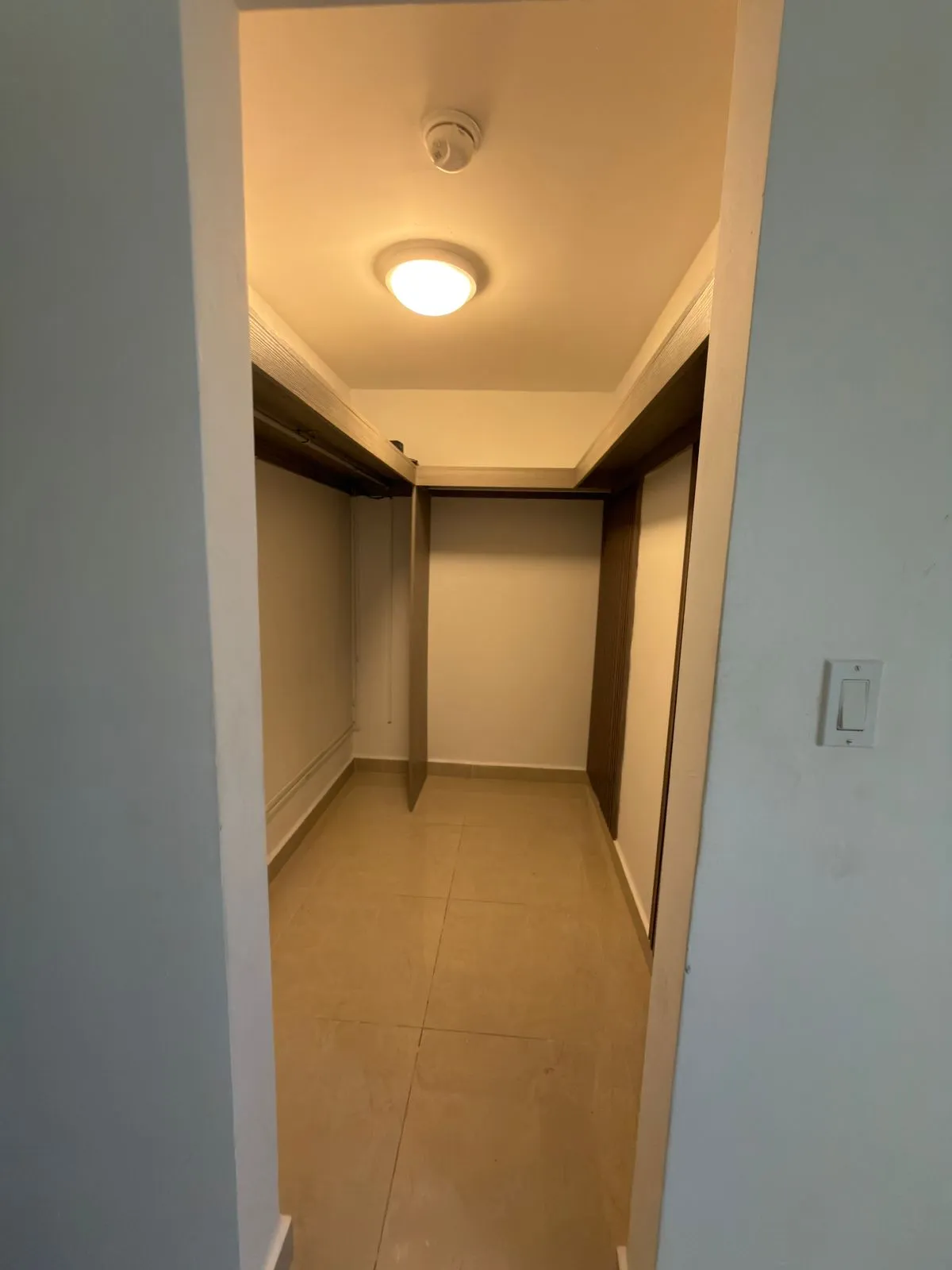 Spacious 2-Story House, 3 Bedrooms and 2.5 Bathrooms, Las Cumbres