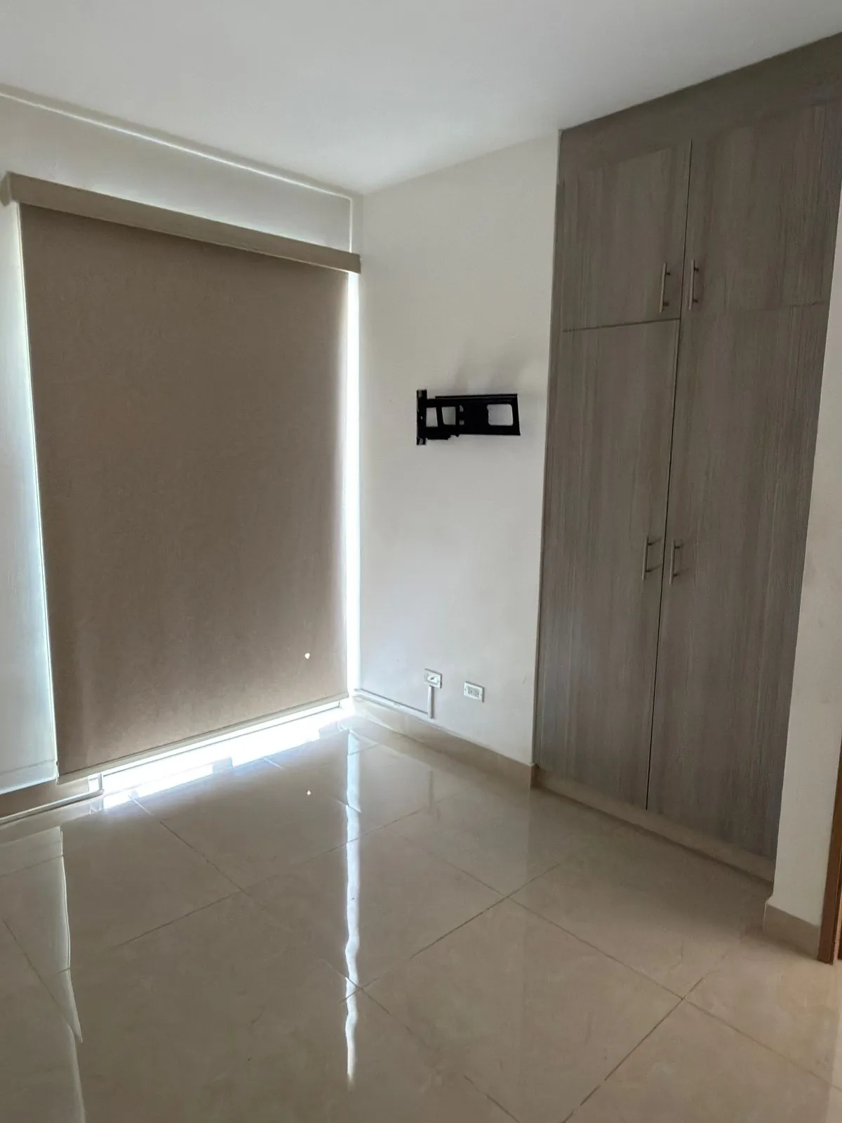 Spacious 2-Story House, 3 Bedrooms and 2.5 Bathrooms, Las Cumbres