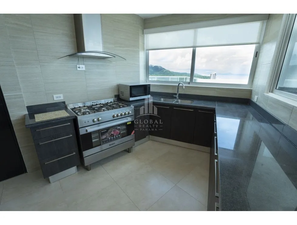 Apartment for Sale in Ocean Waves PH Playa Malibu