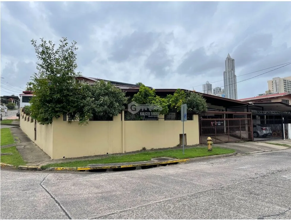 SE ALQUILA CASA COMERCIAL EN EL DORADO 350M 3 HABITACIONES 2 BAÑOS DEN