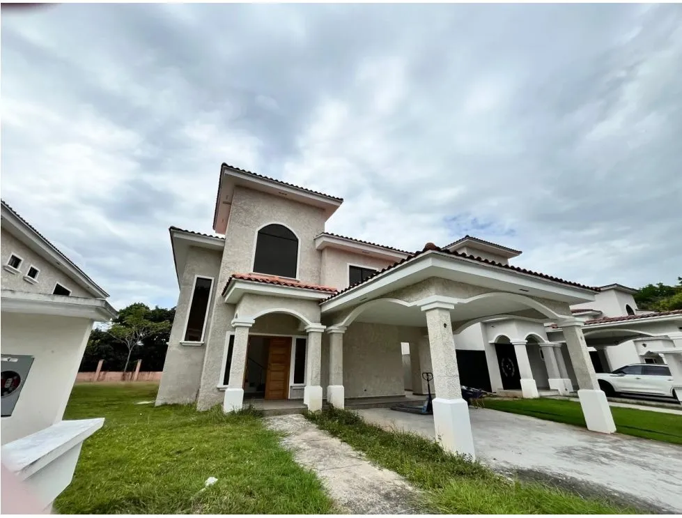 Single Family House for sale in Clayton
