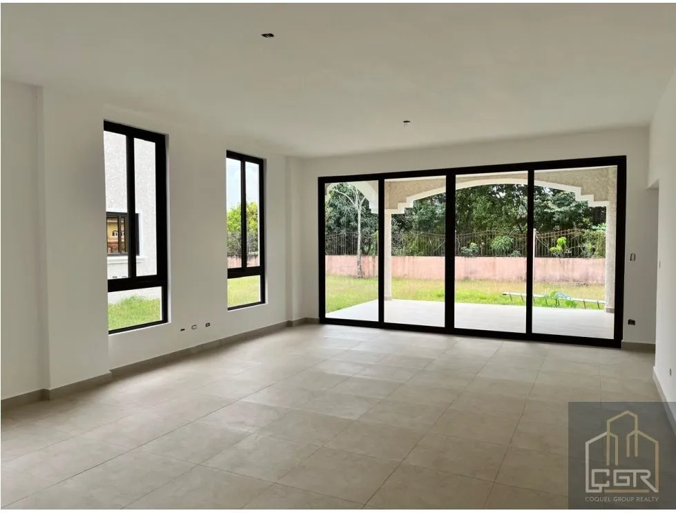 Single Family House for sale in Clayton