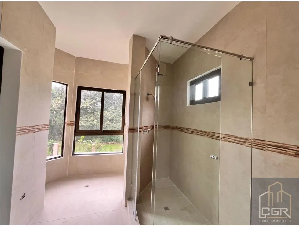 Single Family House for sale in Clayton