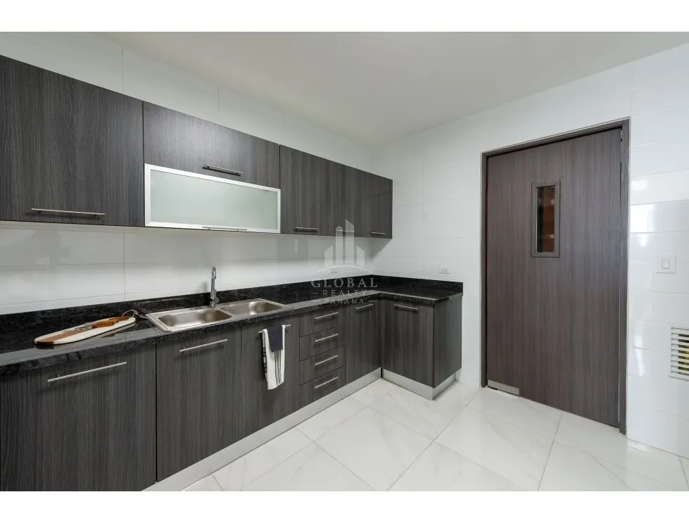 VENTA DE APARTAMENTO EN PH PACIFIC PARK TOWERS
