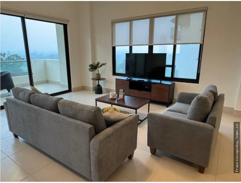 Apartment for Sale in San Carlos