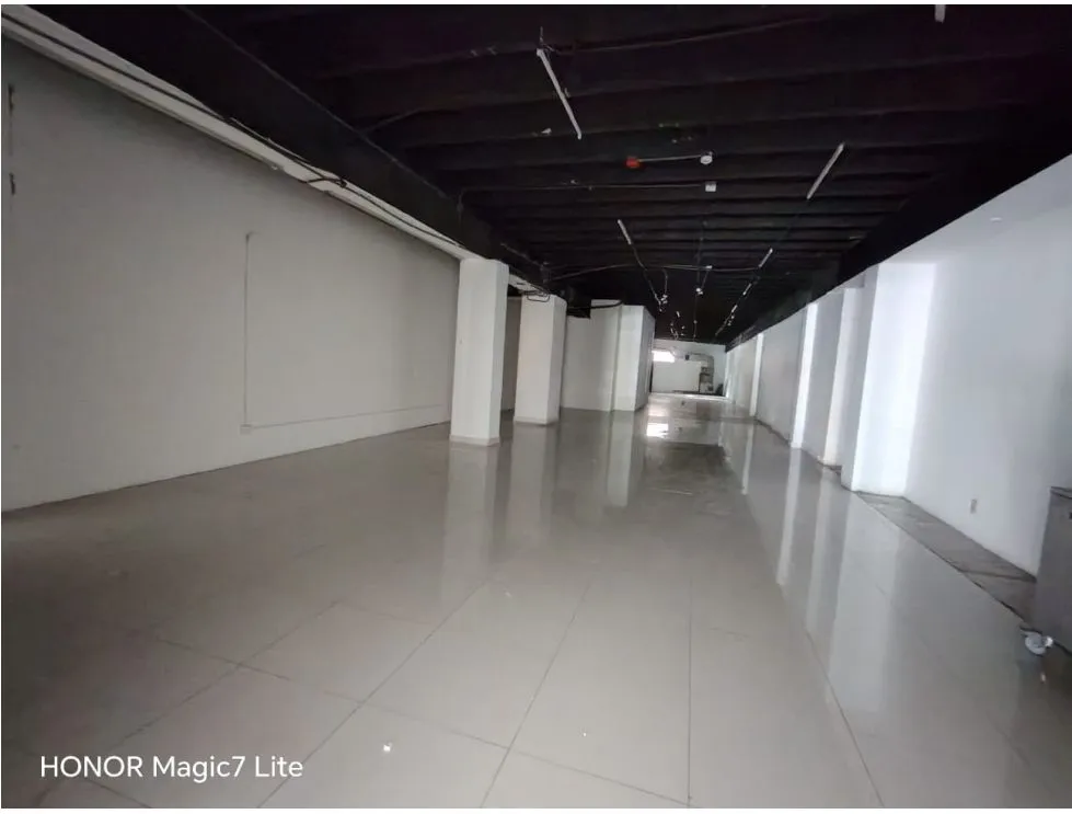 Commercial Office Rental in Domino Building, Vía España. EAR
