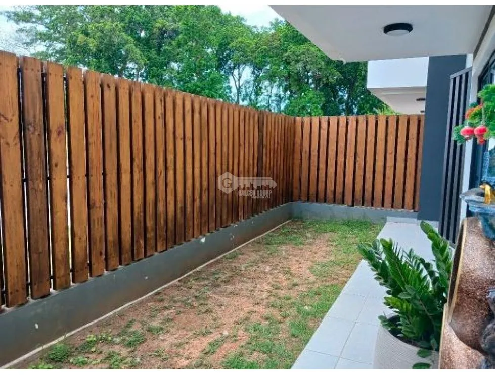 FOR RENT: APARTMENT IN PH THE DISTRICT 215 M2 SEMI-FURNISHED
