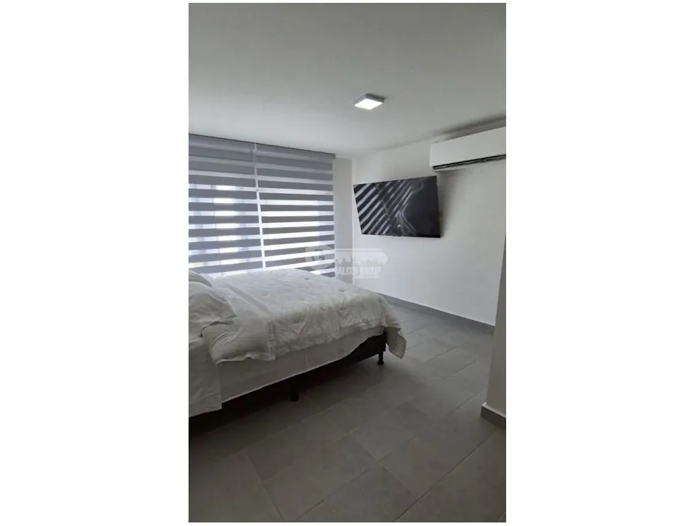 FOR SALE: APARTMENT IN THE DISTRICT PH 215 M2 WITH SPACIOUS BALCONY