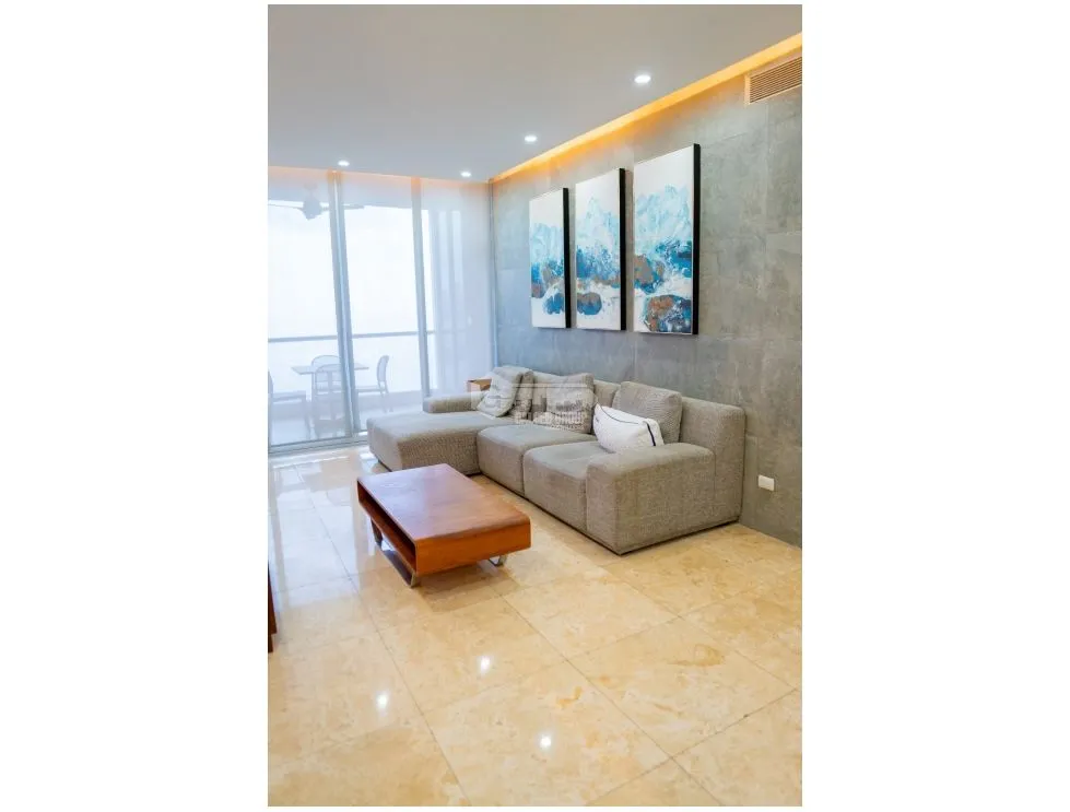 SE ALQUILA APARTAMENTO EN COCO DEL MAR 150M 2 HABITACIONES AMOBLADO