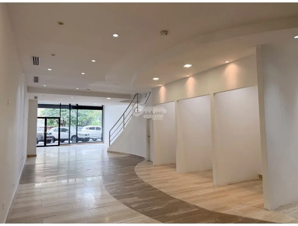 LOCAL / PLAZA OBARRIO / 196.04 MT / PLANTA BAJA / MEZZANINE NS