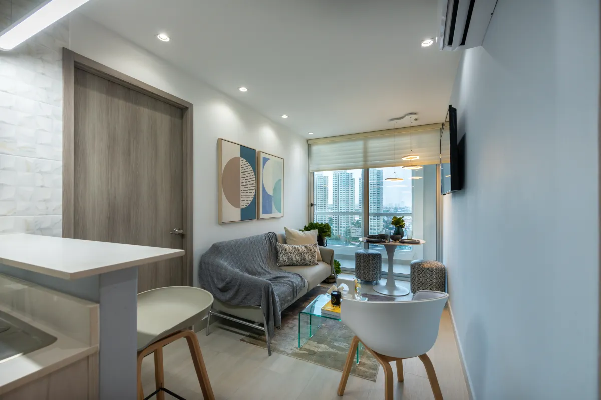 North Wing Models Edison Gardens Edison Park, 2 Bedrooms, Balcony and Den