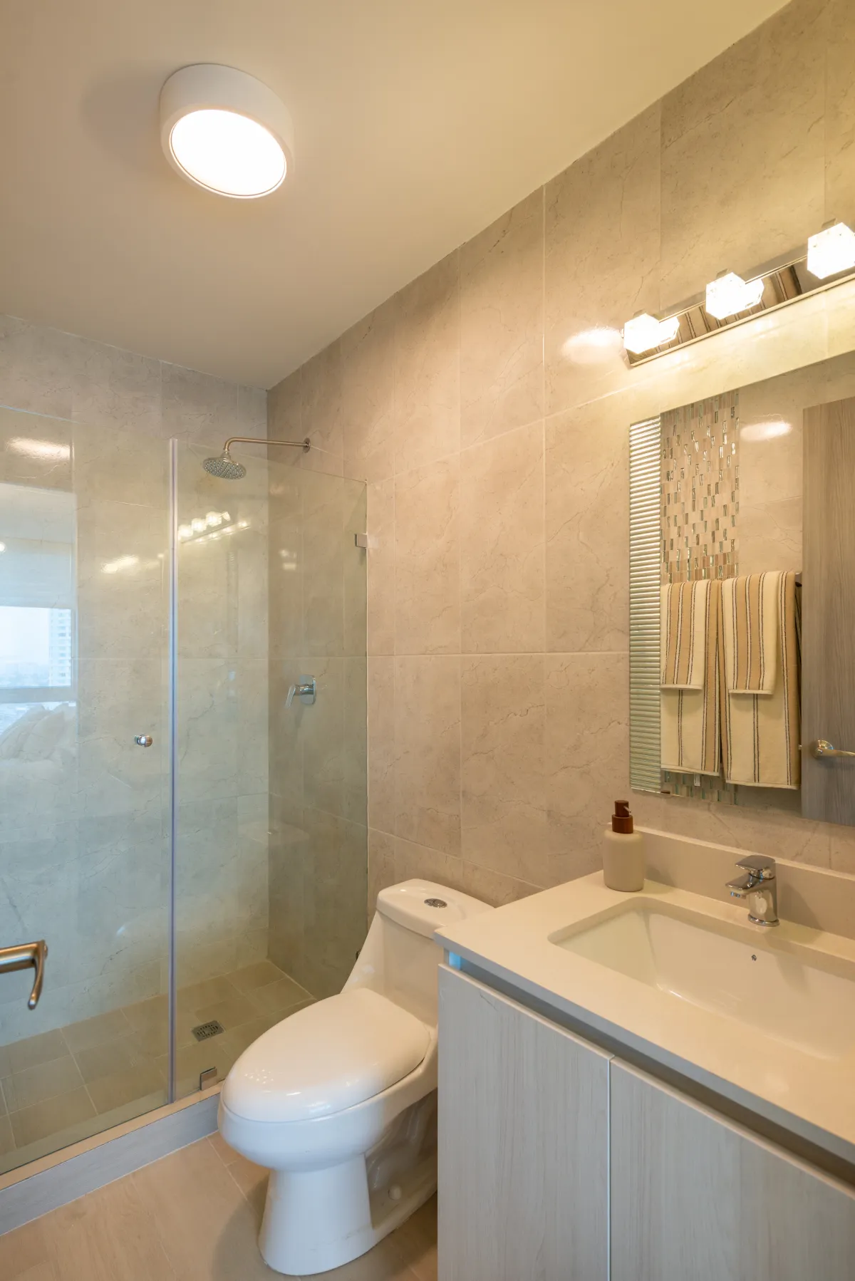 North Wing Models Edison Gardens Edison Park, 2 Bedrooms, Balcony and Den